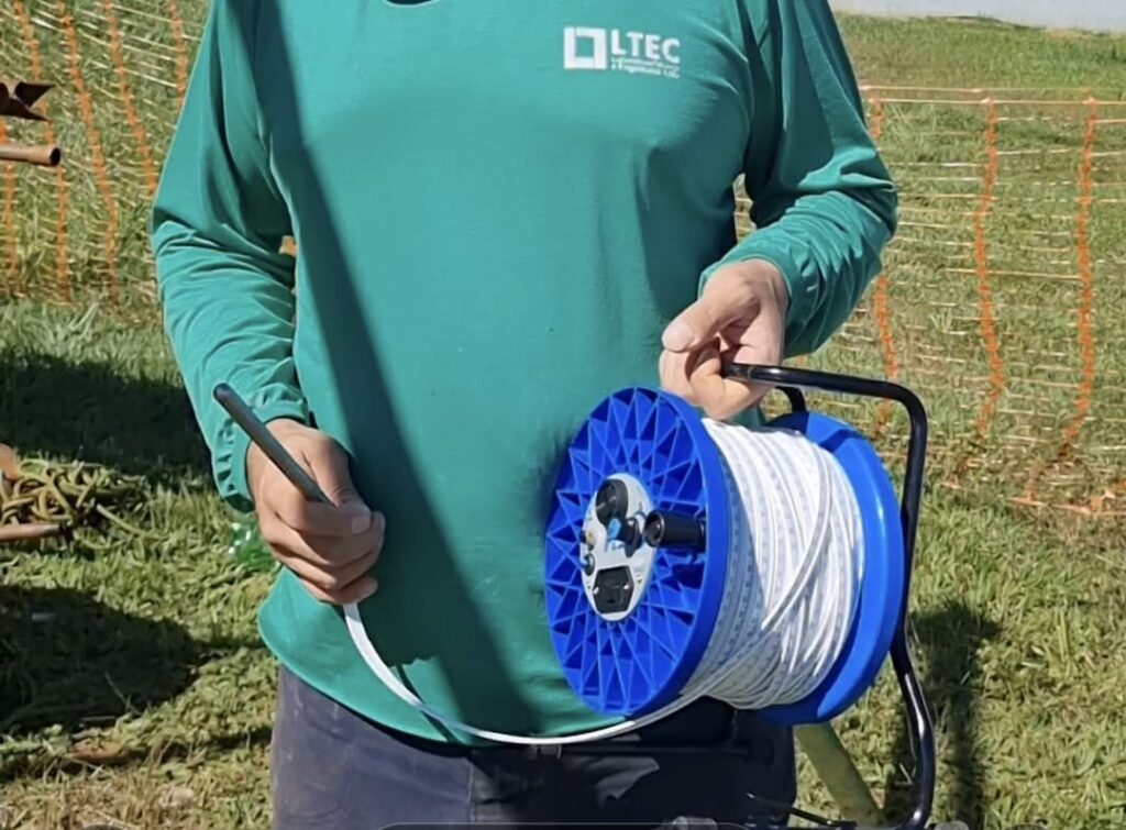 Medidor de nível água.