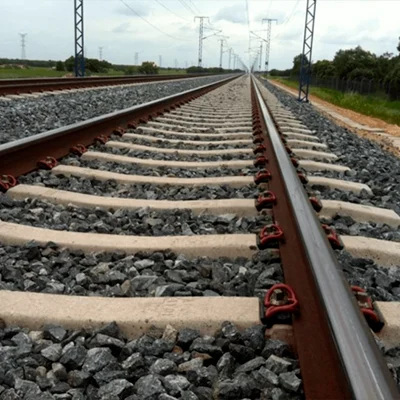 Ensaios-em-Aço-e-Componentes-Ferroviários